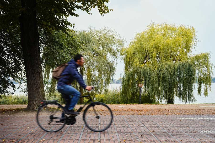 TTE® Radweg am Schwanenwik, Hamburg TTE® Radweg am Schwanenwik, Hamburg