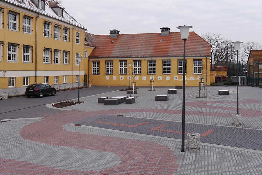 Schulhof Lucas-Cranach-Gymnasium, Wittenberg Schulhof Lucas-Cranach-Gymnasium, Wittenberg